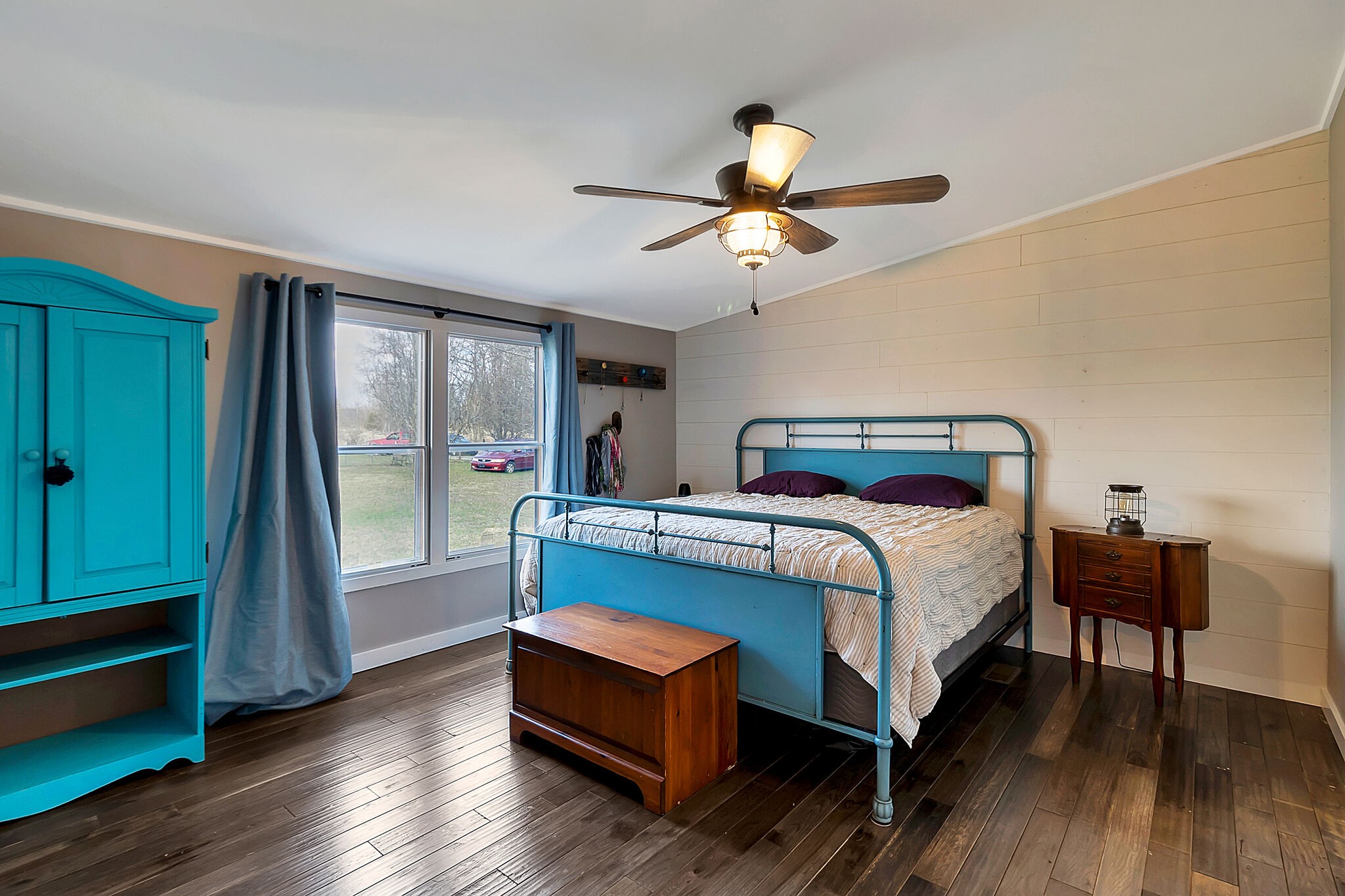482 Fruit Valley Road Rockvale, TN 37153 - Photo 16 of 37 a bedroom with a bed and a window
