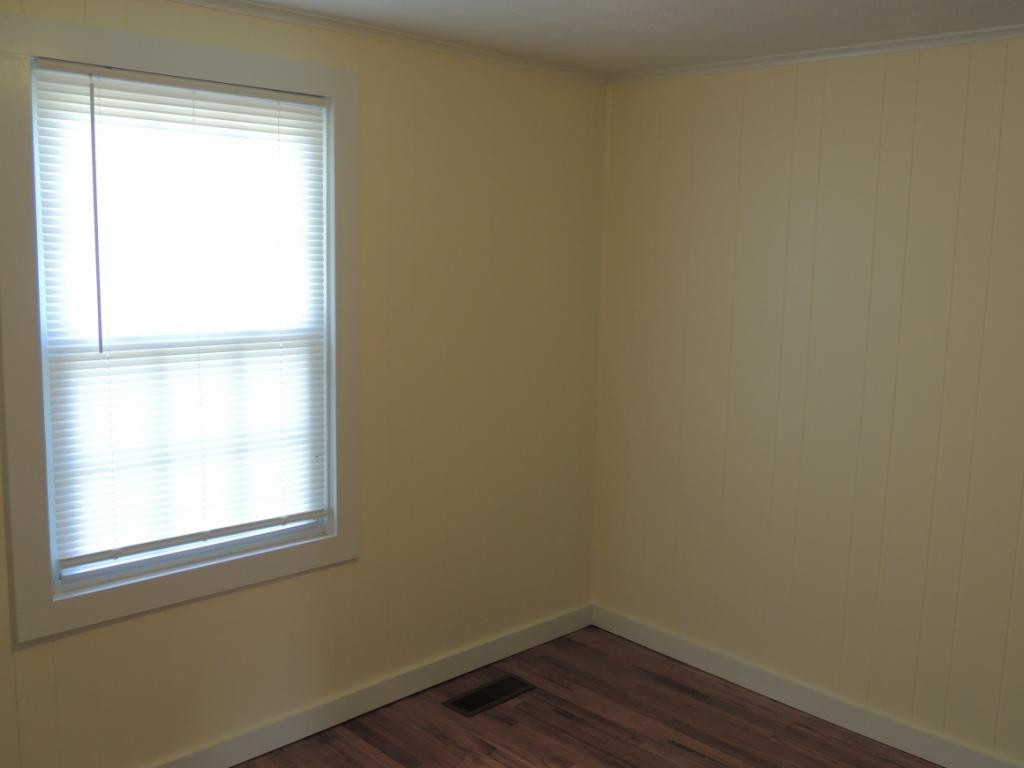 124 Meadow View Road Rogersville, TN 37857 - Photo 11 of 27 Bedroom 2
