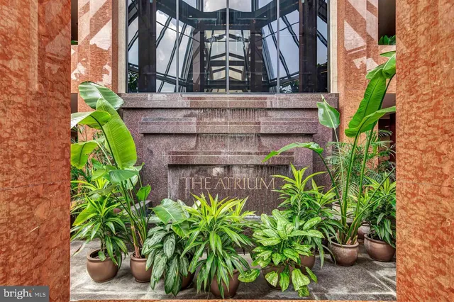 $399,999 | 1530 Key Boulevard, Unit 514, Arlington, VA 22209