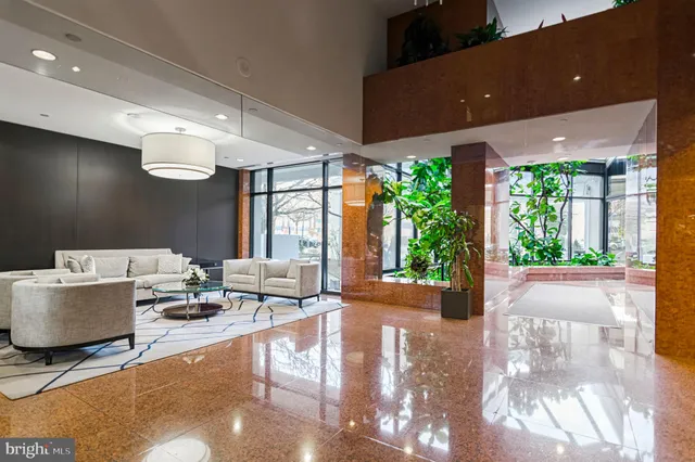 $399,999 | 1530 Key Boulevard, Unit 514, Arlington, VA 22209