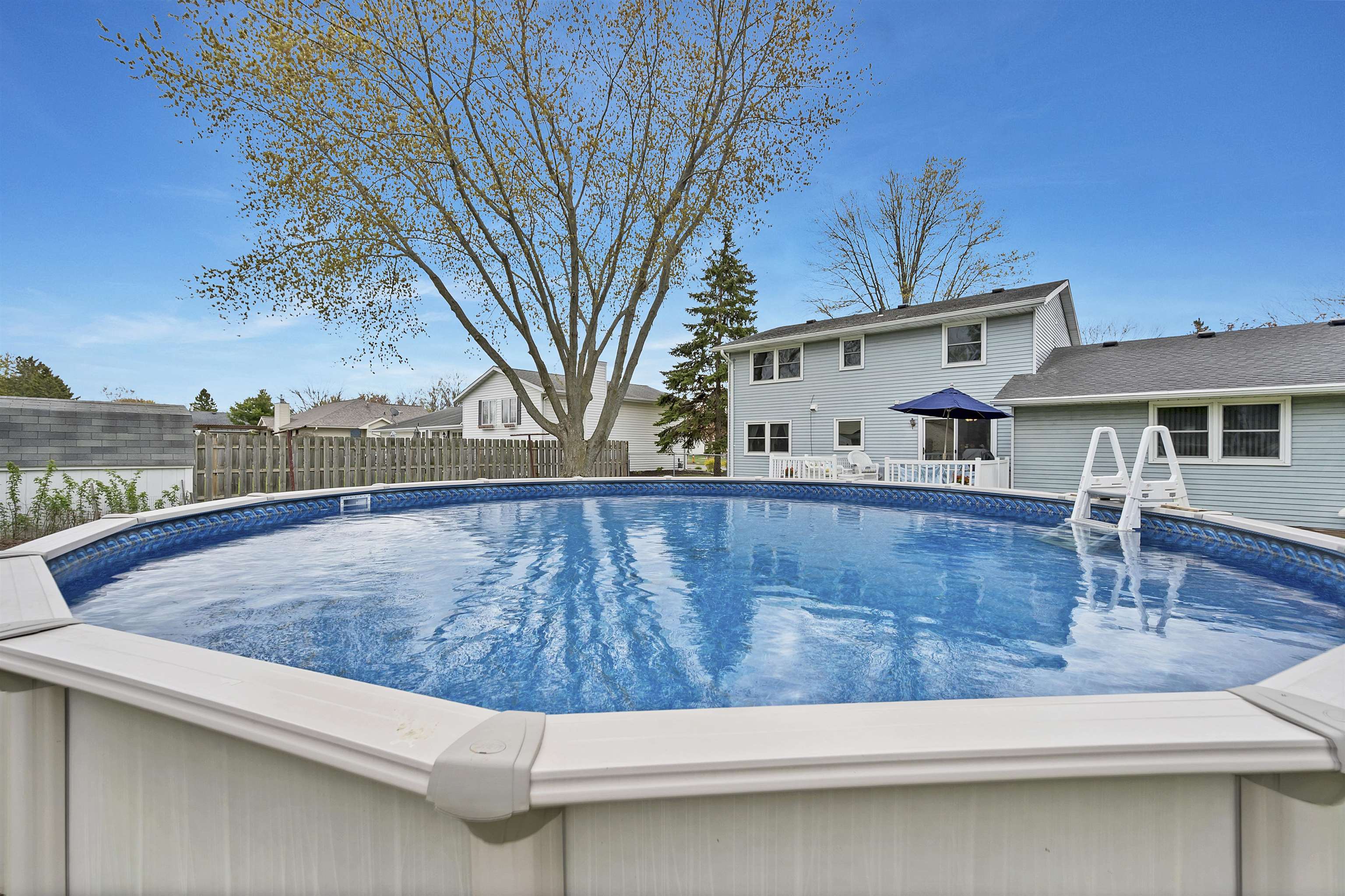 413 South Good Hope Road De Pere, WI 54115 - Photo 7 of 58