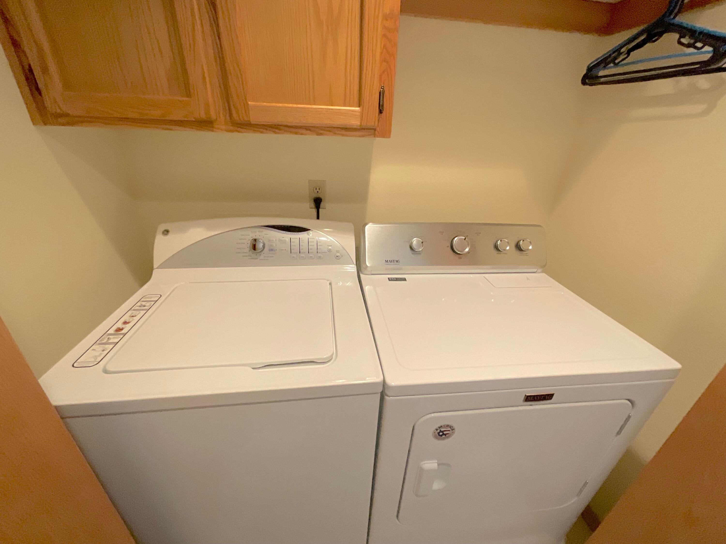 17854 West Core Road Sunriver, OR 97707 - Photo 24 of 26 Laundry