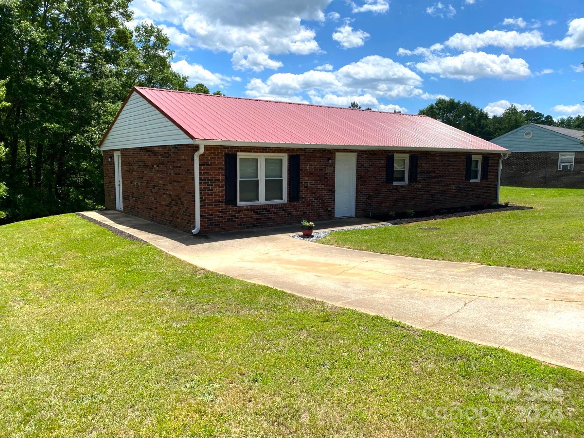 166 S Ridge Forest City, NC 28043 - Photo 1 of 39 Gallery Image 1