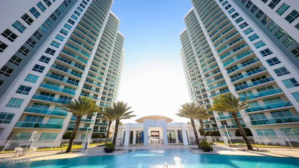 a view of a tall building