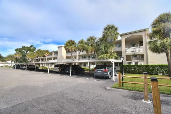 $213,000 | 940 Virginia Street, Unit 108, Dunedin, FL 34698