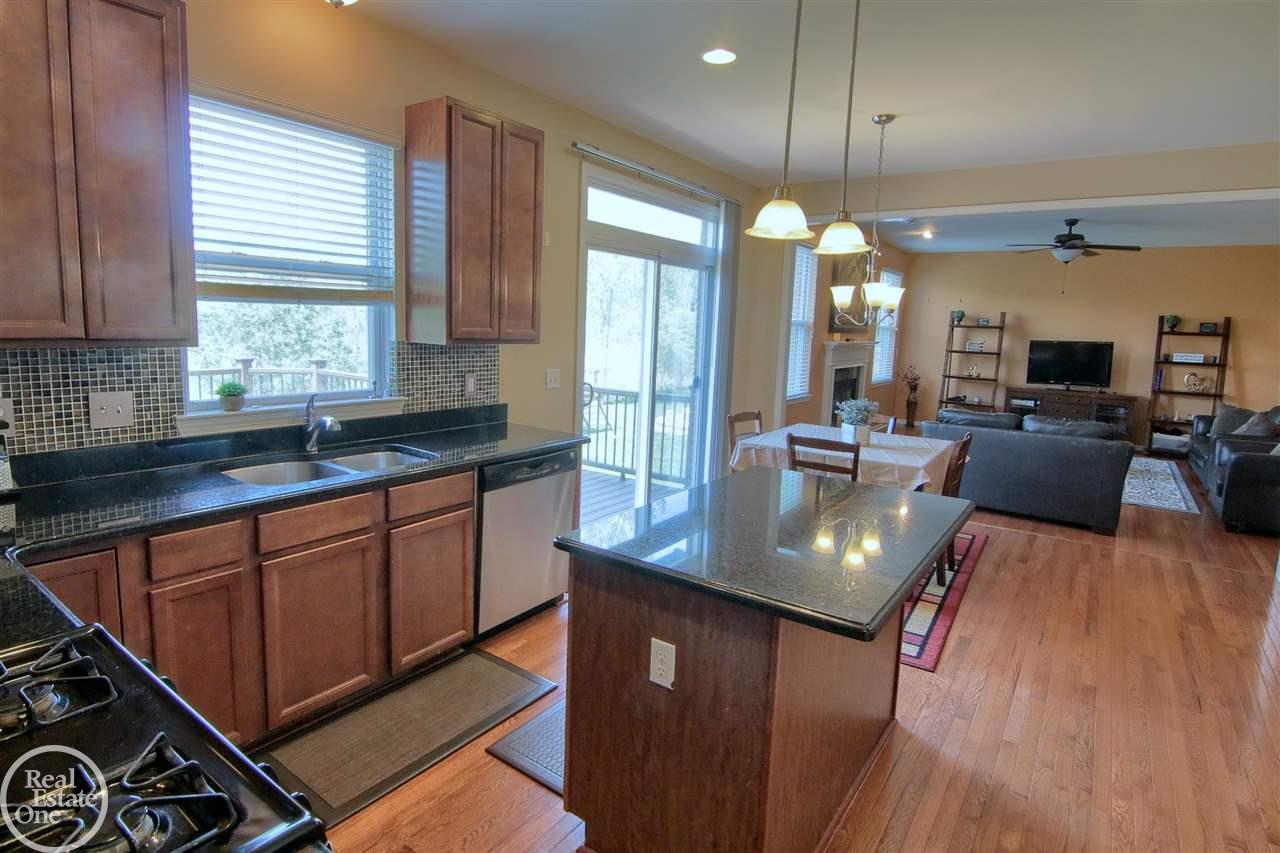 3734 Connors Drive Rochester Hills, MI 48307 - Photo 12 of 36