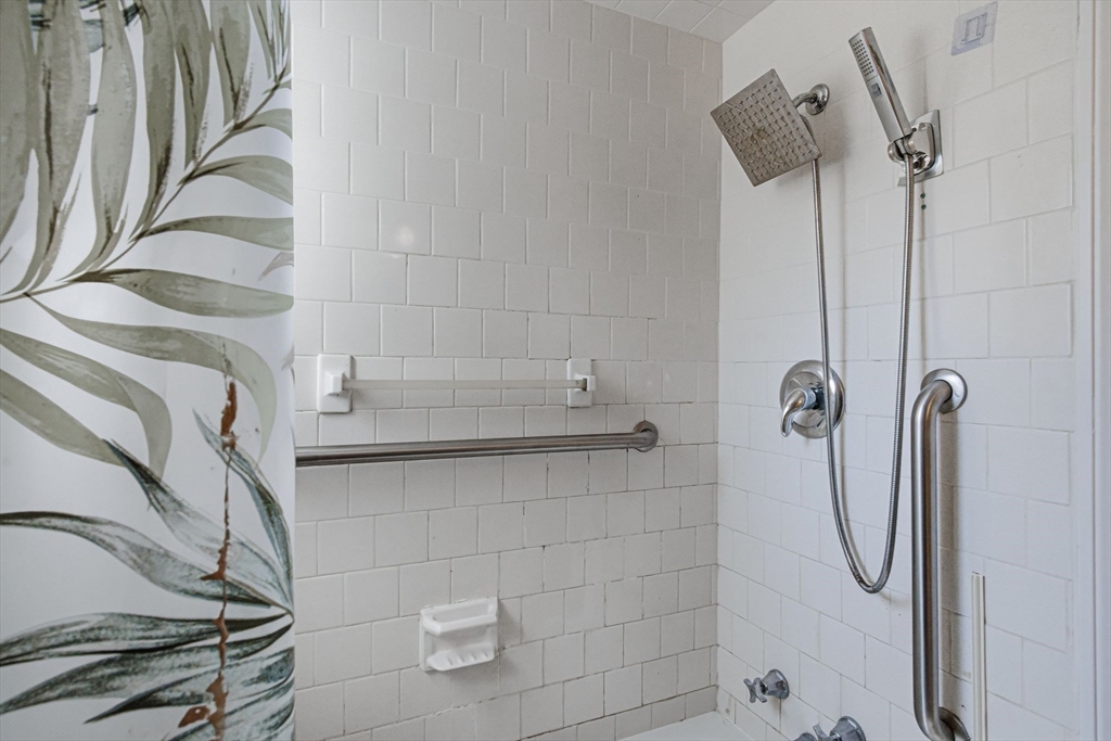 70 Riverside Avenue Attleboro, MA 02703 - Photo 12 of 42