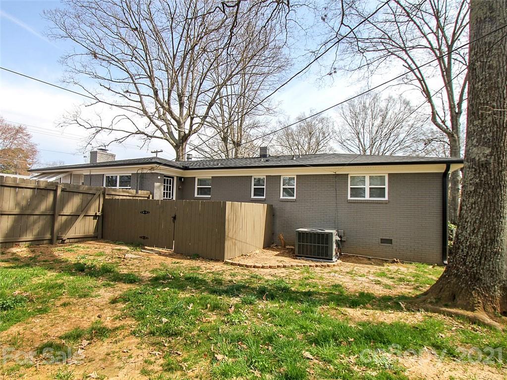 405 Fieldstone Road Mooresville, NC 28115 - Photo 43 of 46 a view of a house with a yard