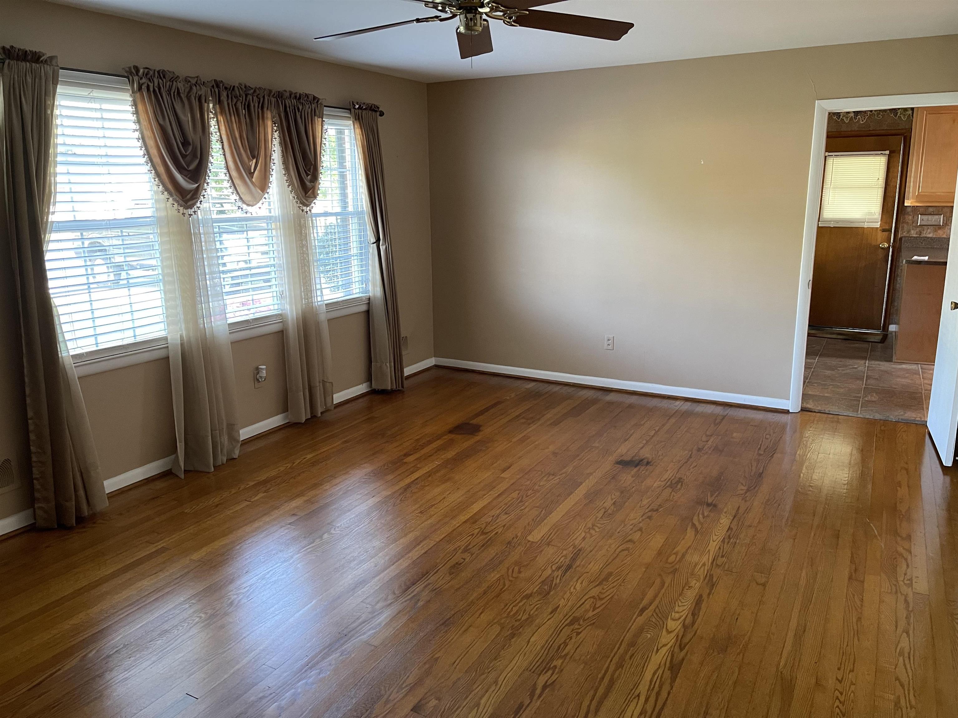 109 Loche Adele Drive Spartanburg, SC 29307 - Photo 18 of 27