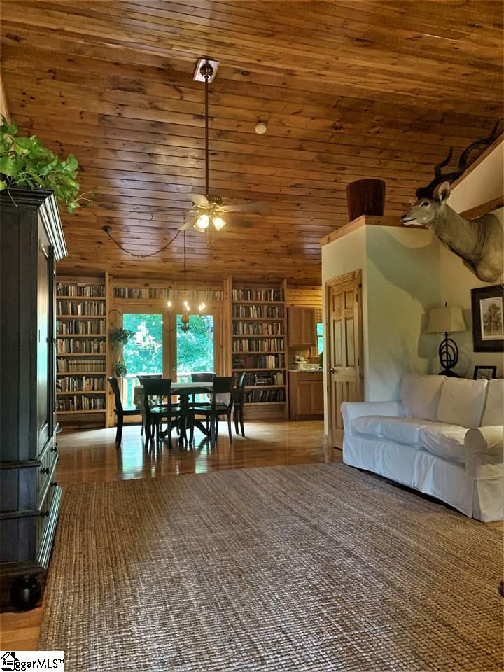 121 Wandering Way Pickens, SC 29671 - Photo 5 of 19 Gallery Image 5