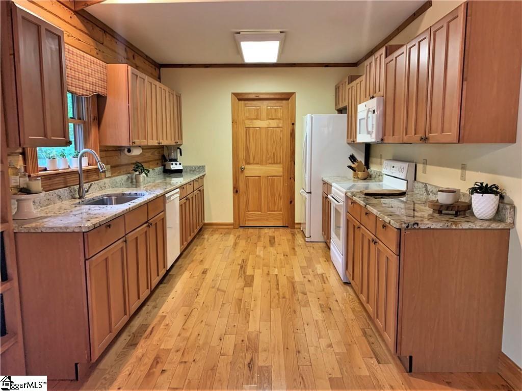 121 Wandering Way Pickens, SC 29671 - Photo 9 of 19 Gallery Image 9