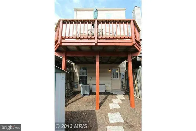 $2,500 | 14207 Upperridge Court, Centreville, VA 20121