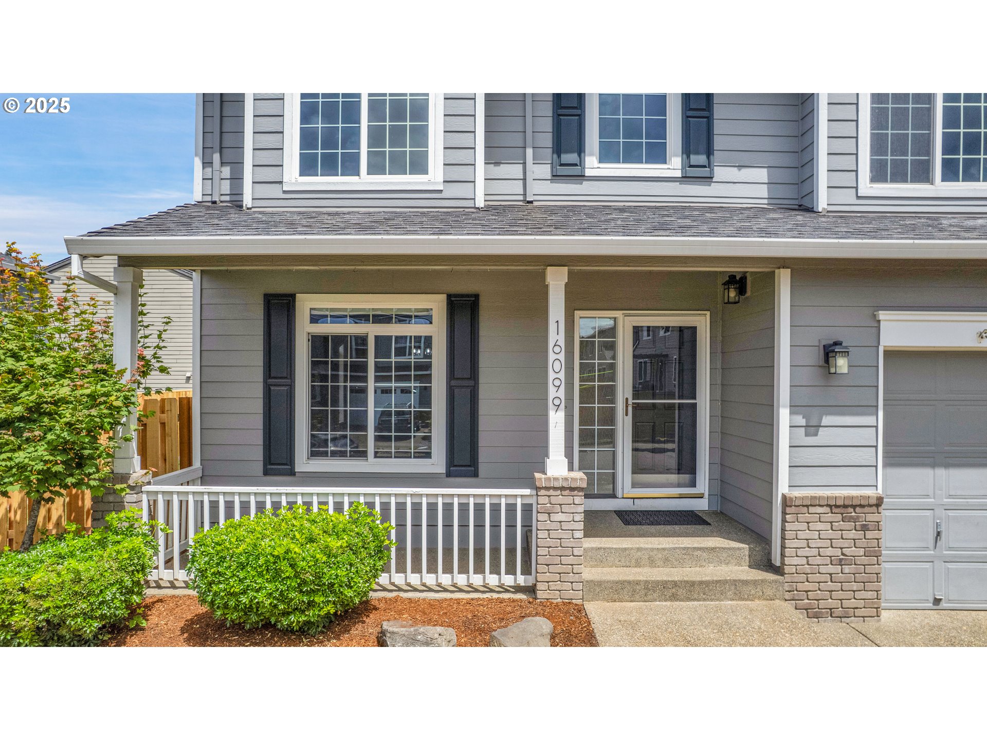 16099 Southeast Venice Ridge Way Damascus, OR 97089 - Photo 2 of 43