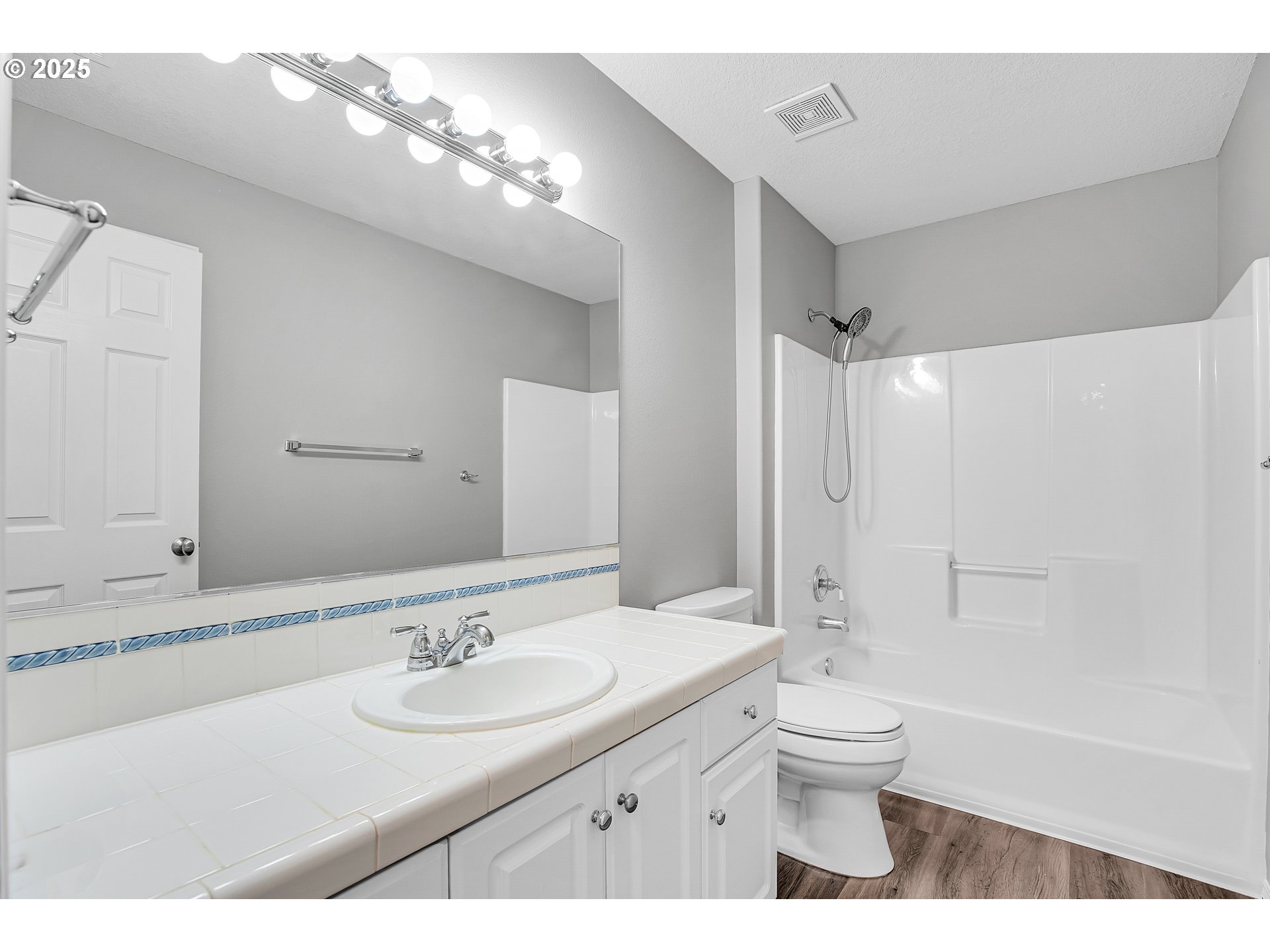 16099 Southeast Venice Ridge Way Damascus, OR 97089 - Photo 27 of 43