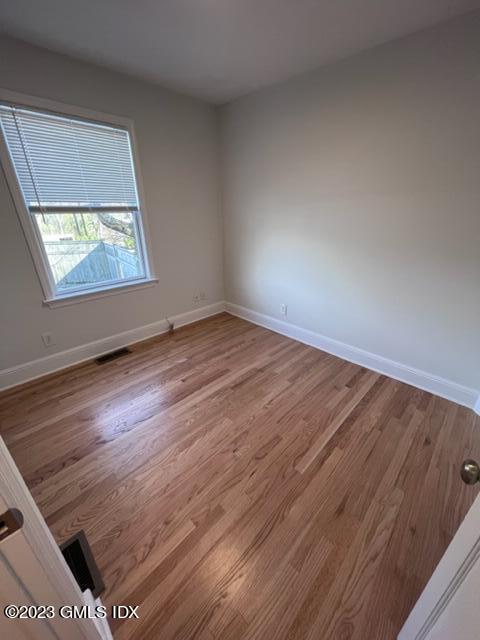 274 Valley Road, Unit 1 Cos Cob, CT 06807 - Photo 14 of 18 Bedroom 3