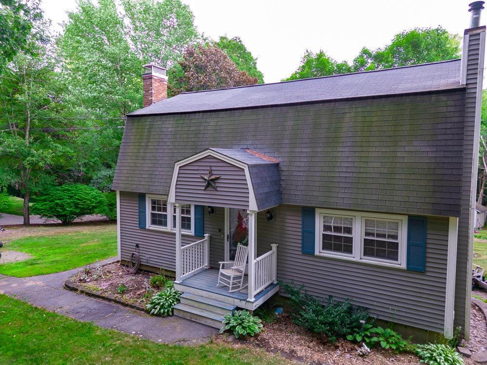15 Bockes Road Londonderry, NH 03053 - Photo 2 of 37