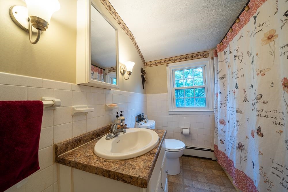 15 Bockes Road Londonderry, NH 03053 - Photo 32 of 37