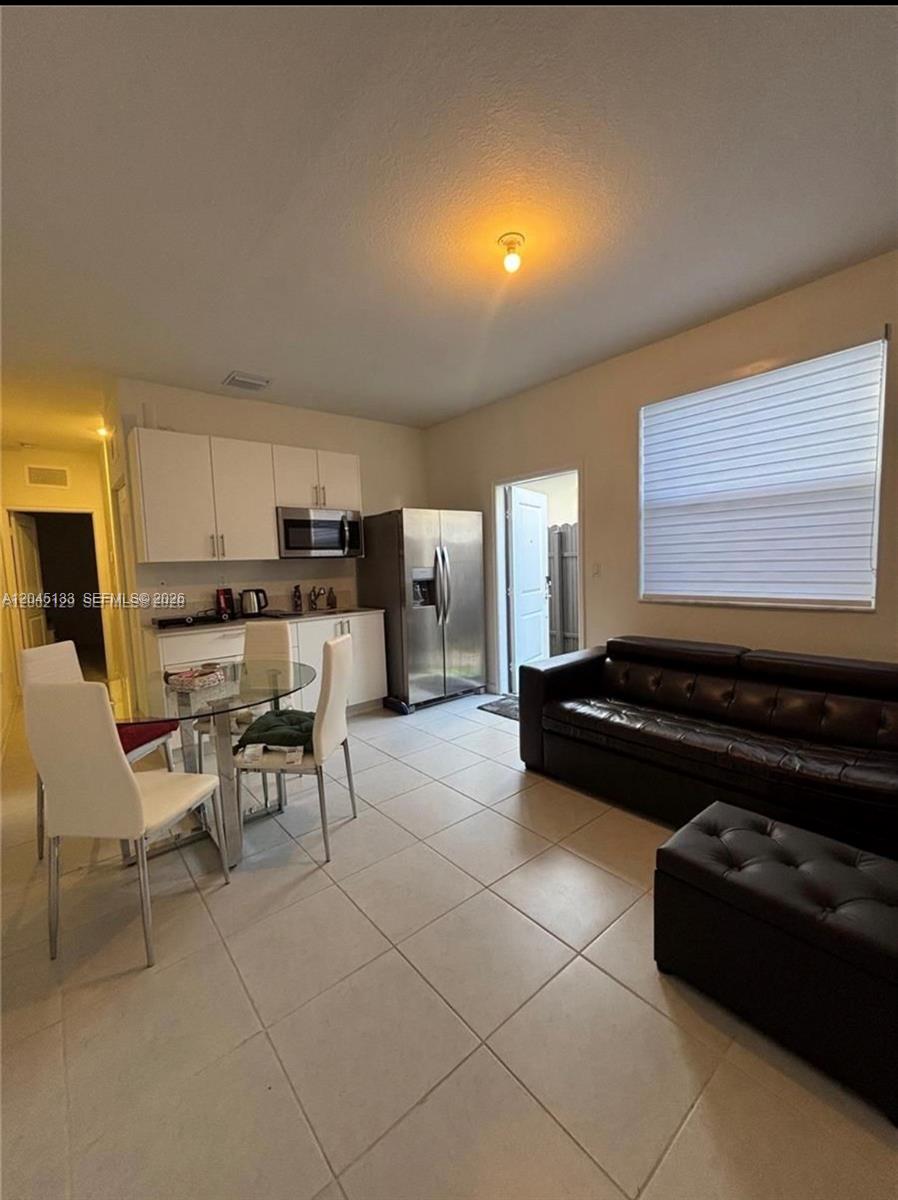 16144 Southwest 148th Place, Unit STUDIO Miami, FL 33187 - Photo 2 of 6