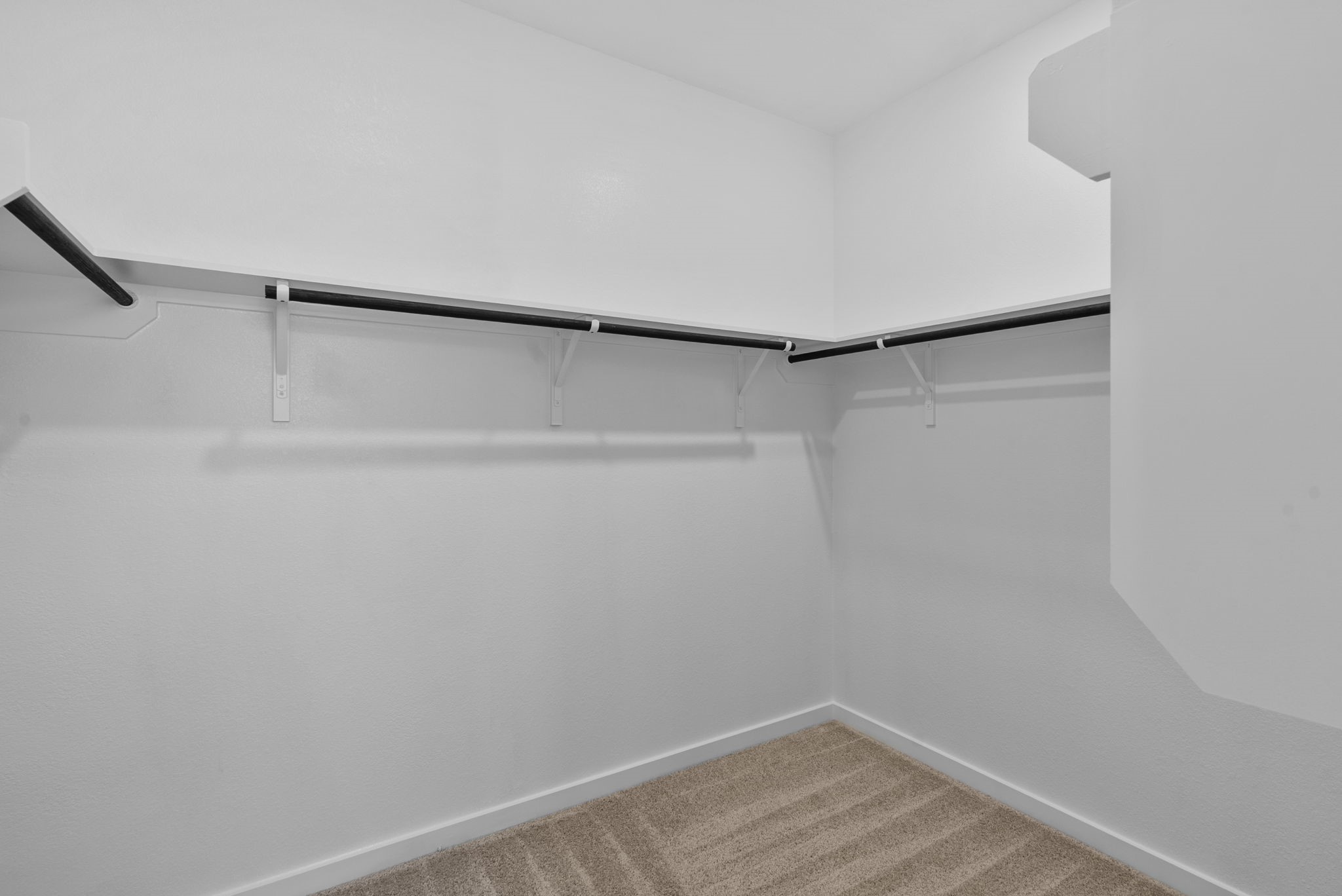 1911 Stargazer Lane Angleton, TX 77515 - Photo 21 of 33 a view of small space