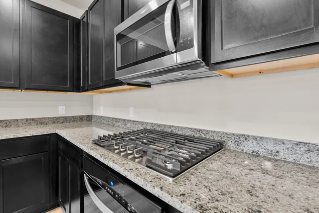 $309,990 | 1911 Stargazer Lane, Angleton, TX 77515