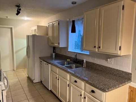 2327 Goldring Ln Spring Spring, TX 77373 - Photo 9 of 28 Kitchen with natural light