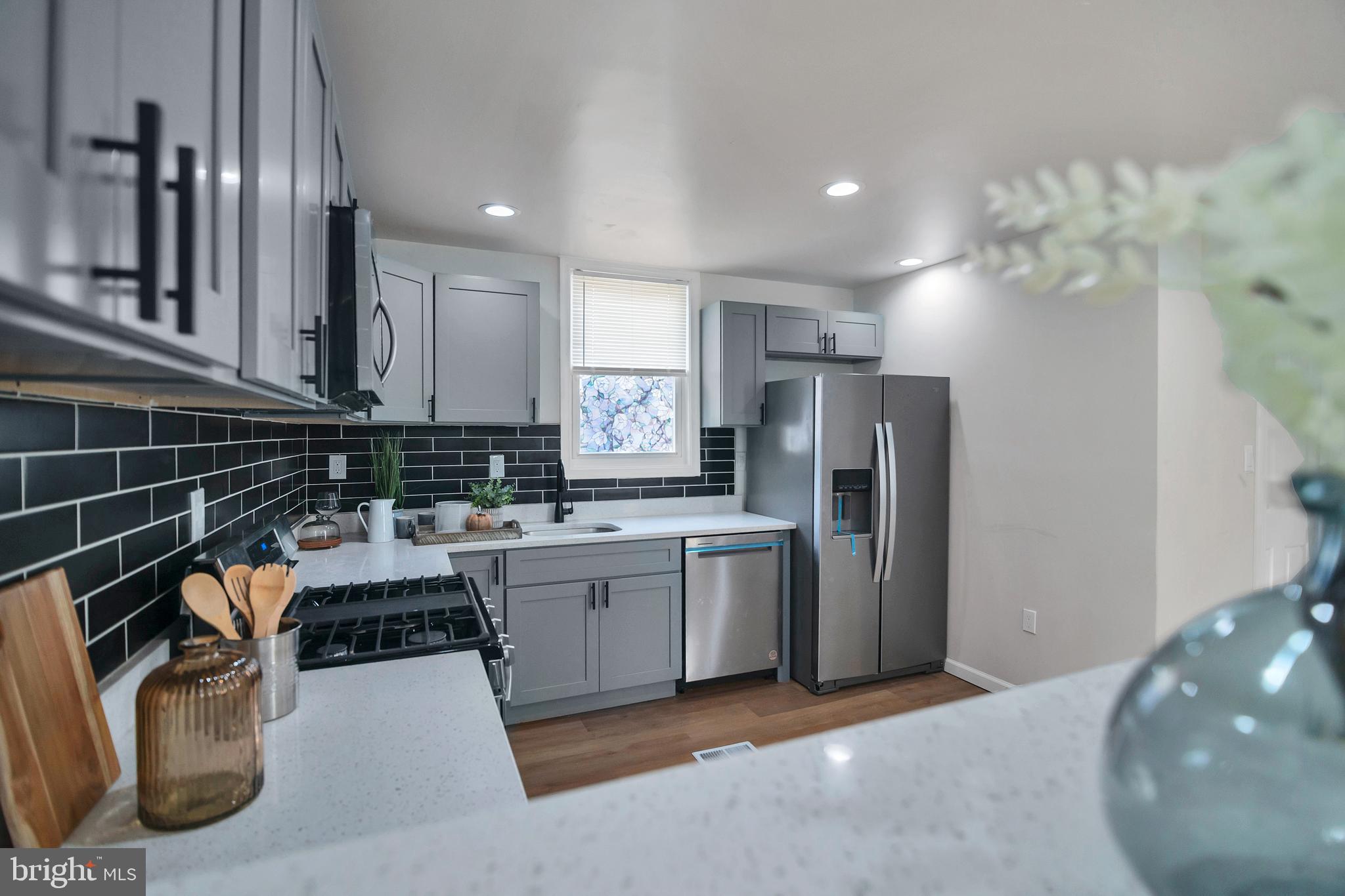 4132 Marx Avenue Baltimore, MD 21206 - Photo 18 of 76