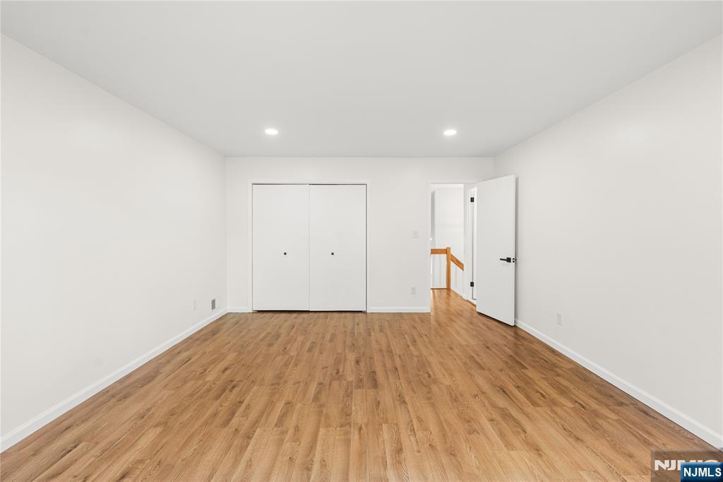 261 Sunset Key Secaucus, NJ 07094 - Photo 23 of 35