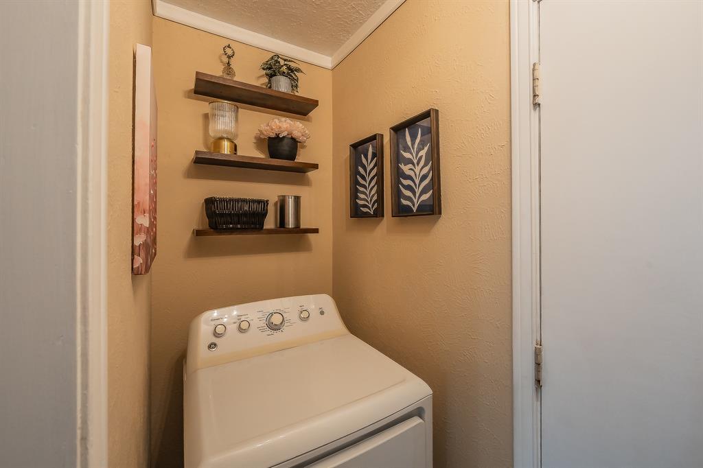 748 Regency Drive Hurst, TX 76054 - Photo 26 of 31