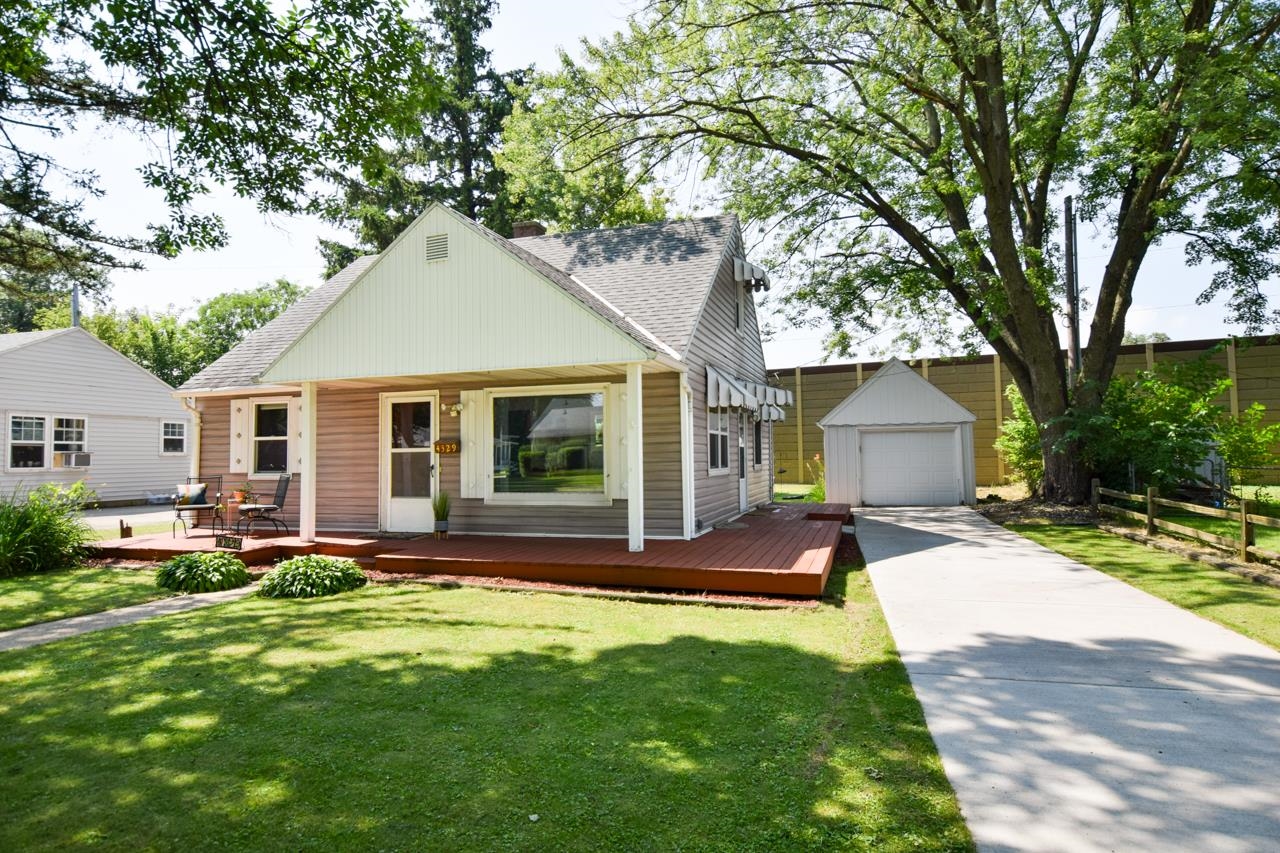 4329 Doncaster Drive Madison, WI 53711 - Photo 14 of 16