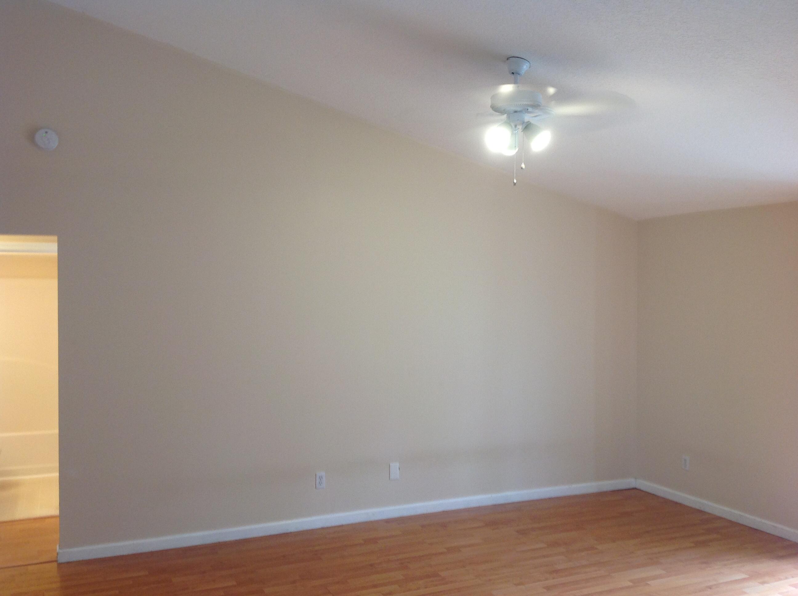 340 Southwest Undallo Road Port St. Lucie, FL 34953 - Photo 5 of 15 IMG_2382
