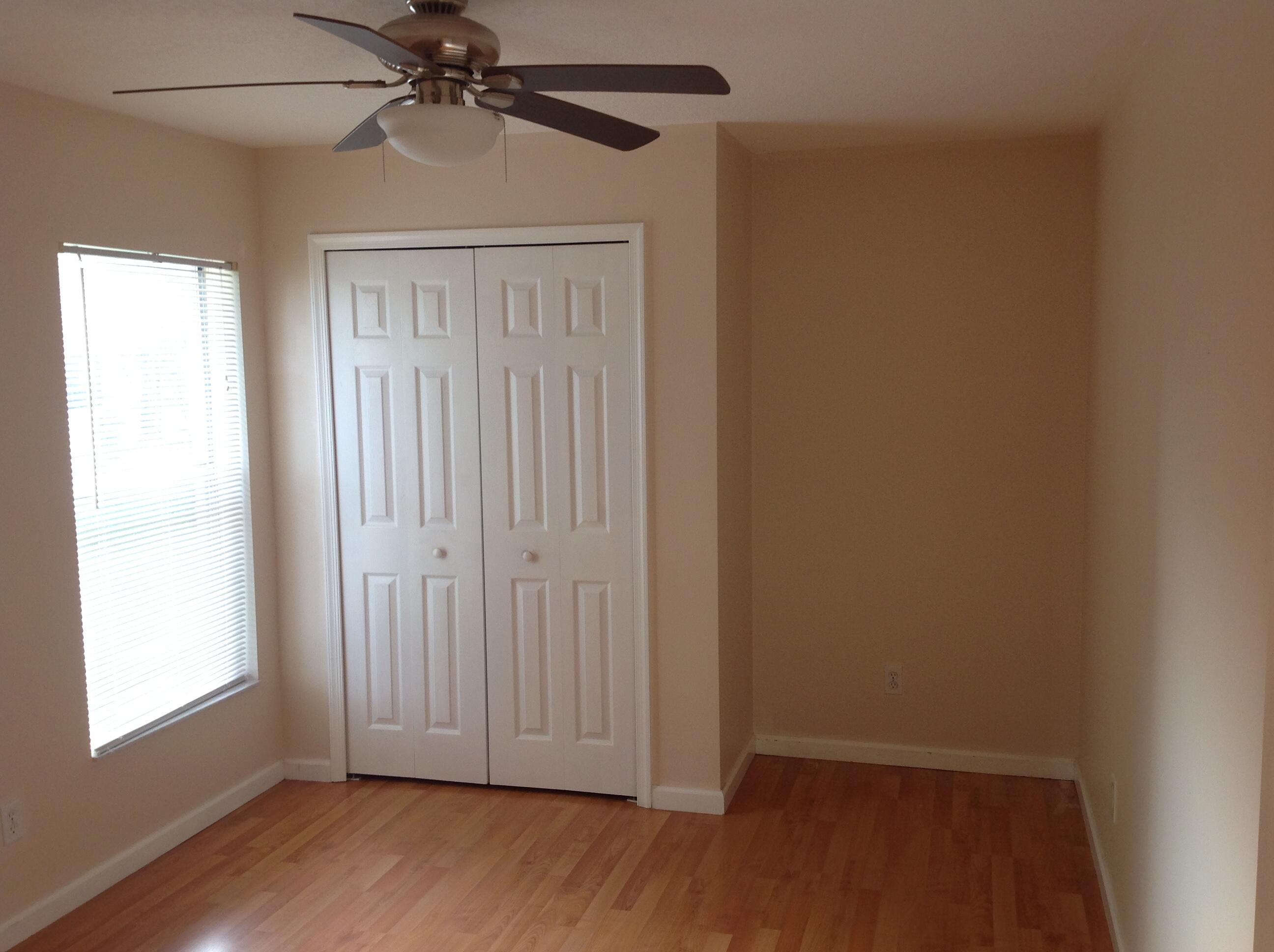 340 Southwest Undallo Road Port St. Lucie, FL 34953 - Photo 9 of 15 IMG_2386