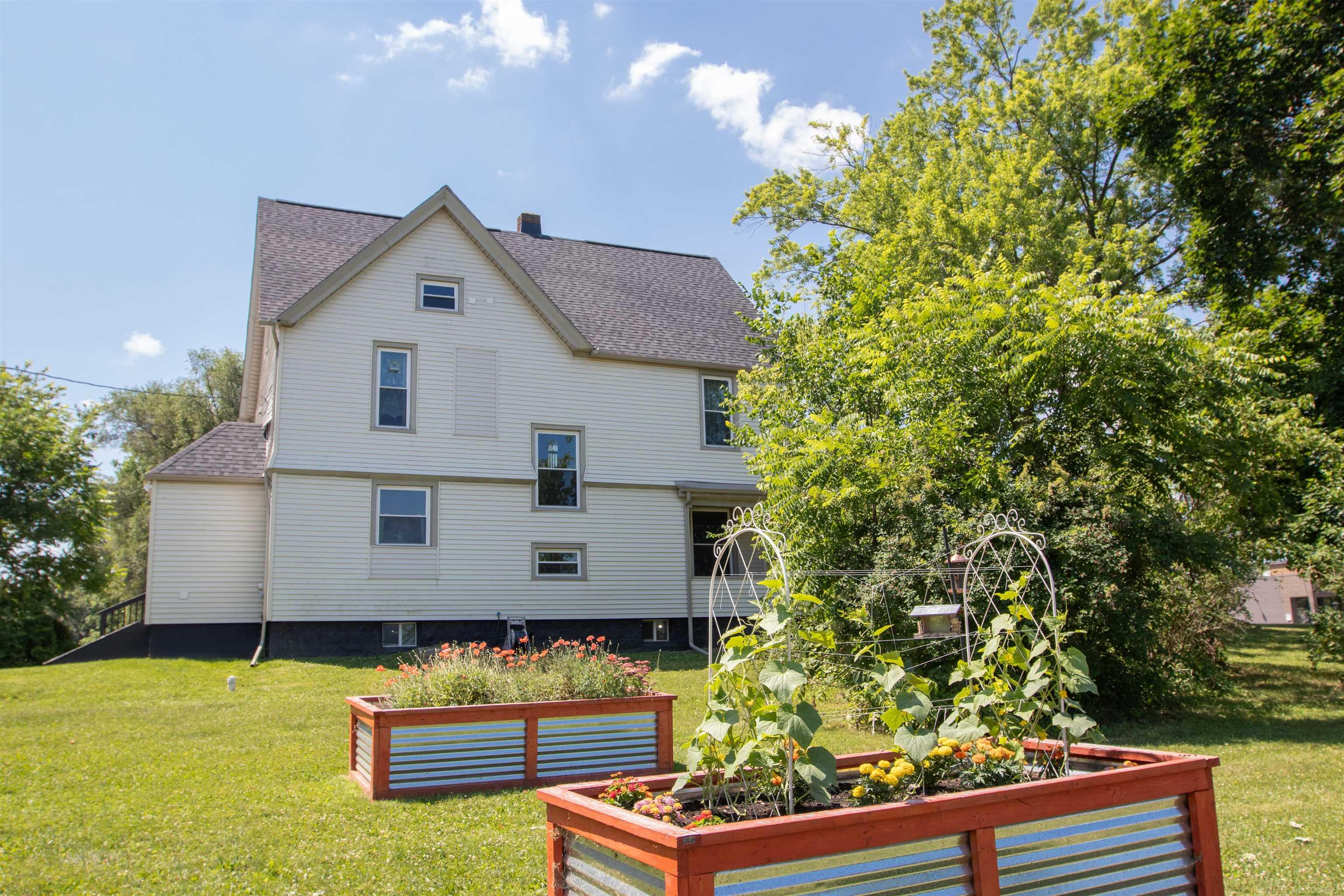 205 South Dettman Road Jackson, MI 49203 - Photo 3 of 13 Gallery Image 3