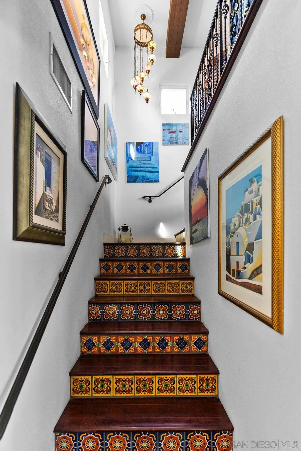 4965 Marlborough Drive San Diego, CA 92116 - Photo 14 of 47 a view of entryway