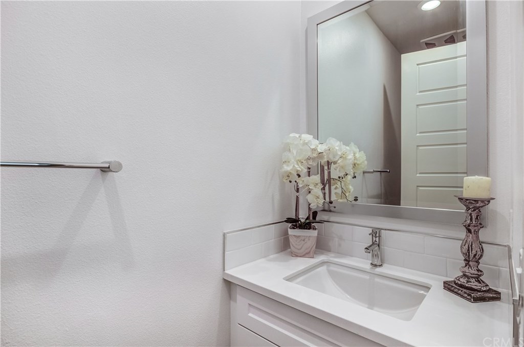 165 Tribeca Irvine, CA 92612 - Photo 11 of 39