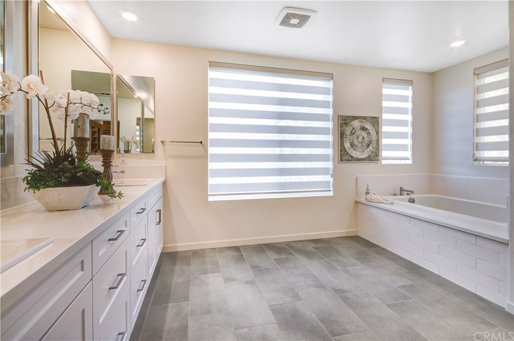 165 Tribeca Irvine, CA 92612 - Photo 24 of 39