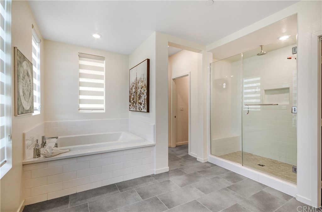 165 Tribeca Irvine, CA 92612 - Photo 25 of 39