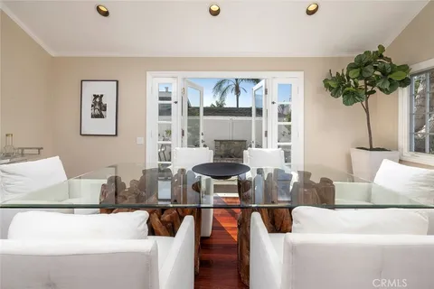 $4,125,000 | 332 Holmwood Drive, Newport Beach, CA 92663