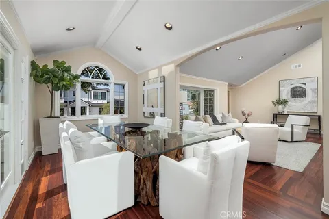 $4,125,000 | 332 Holmwood Drive, Newport Beach, CA 92663