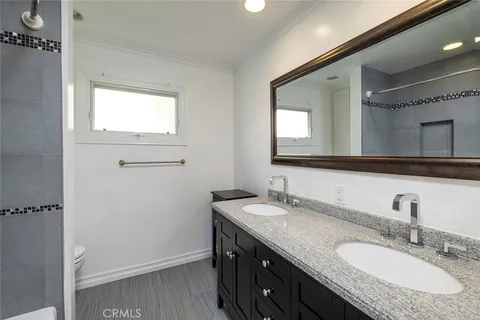 $4,125,000 | 332 Holmwood Drive, Newport Beach, CA 92663