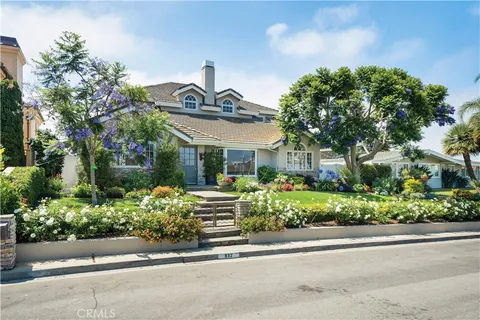 $4,125,000 | 332 Holmwood Drive, Newport Beach, CA 92663
