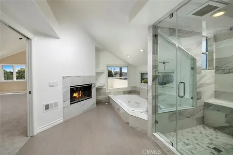 $4,125,000 | 332 Holmwood Drive, Newport Beach, CA 92663