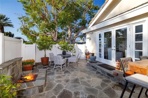 $4,125,000 | 332 Holmwood Drive, Newport Beach, CA 92663