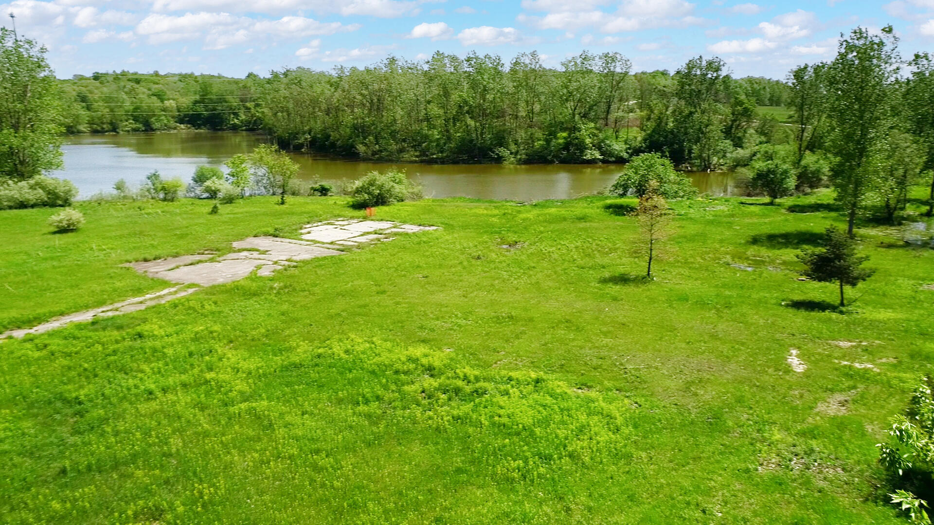 5900 Cherry Hill Road Ann Arbor, MI 48105 - Photo 18 of 21 The BENEFIT of this lake front lot Ann A