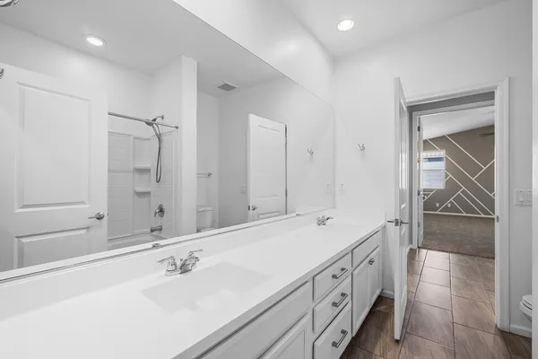 $2,350 | 12406 West Northview Avenue, Glendale, AZ 85307