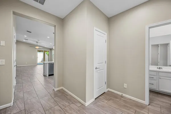 $2,350 | 12406 West Northview Avenue, Glendale, AZ 85307