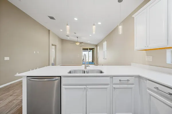 $2,350 | 12406 West Northview Avenue, Glendale, AZ 85307