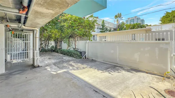 $1,570,000 | 734 Michigan Avenue, Unit 7, Miami Beach, FL 33139
