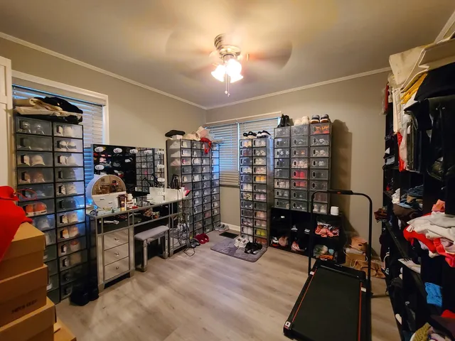 $184,900 | 340 Indianwood Boulevard, Park Forest, IL 60466