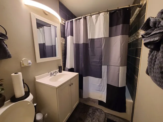 $184,900 | 340 Indianwood Boulevard, Park Forest, IL 60466