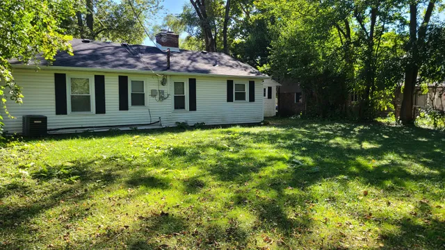 $184,900 | 340 Indianwood Boulevard, Park Forest, IL 60466